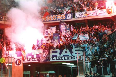 15-SEDAN-OM 02.jpg